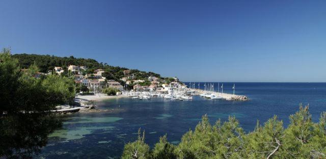 Le Clos Du Bonheur Le Pradet Luaran gambar